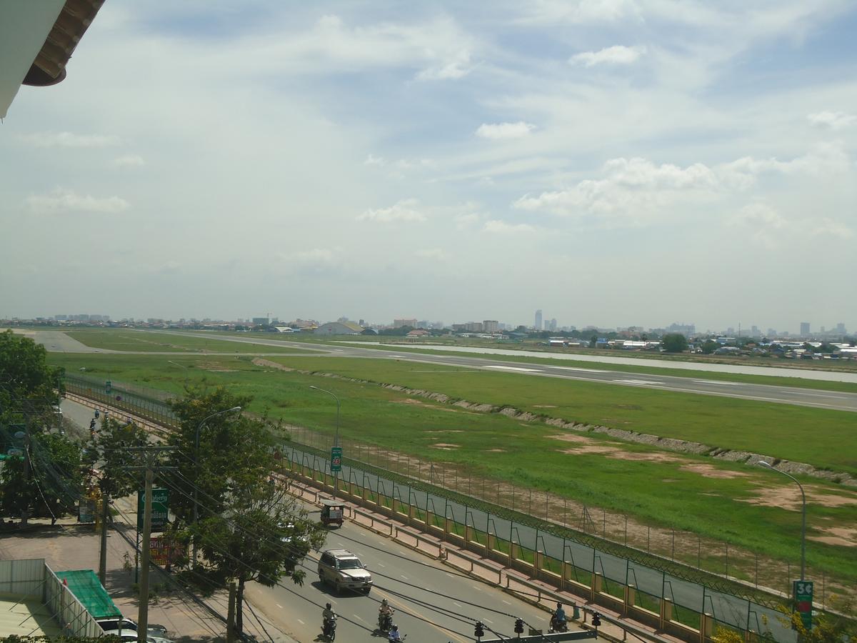 Golden Apple Hotel - Airport Phnom Pen Exterior foto